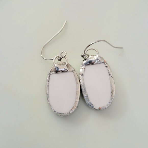 Broken China Green & White Swirl Soldered Earrings - Picture 3 of 4